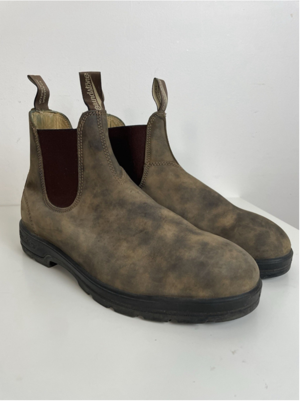 Blundstone 585 Classic Chelsea Boots Men’s US 13 Rustic Brown Leather